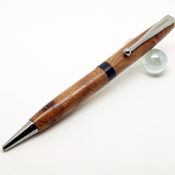 Centre twist ballpoint pen in English Elm with blackwood centre ring
