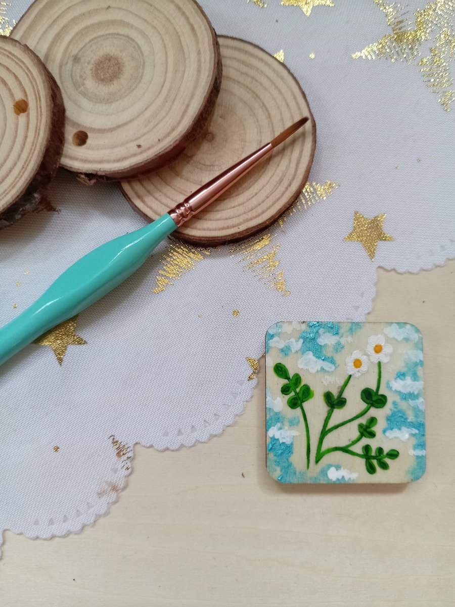 Wooden square shaped daisy floral fridge magnet 