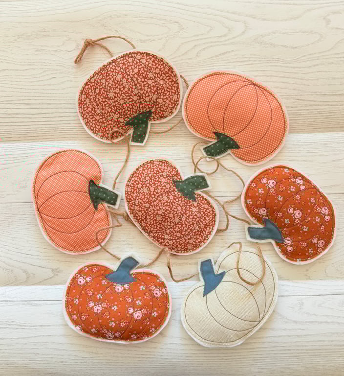 Pumpkin Garland 