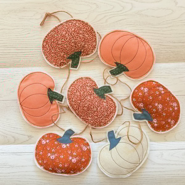 Pumpkin Garland 