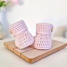 Crochet Baby Booties – Newborn Gift (Hint Of Lilac)