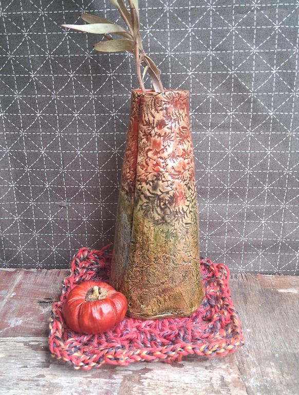 stoneware rustic horn vase in olive and flame fern pattern