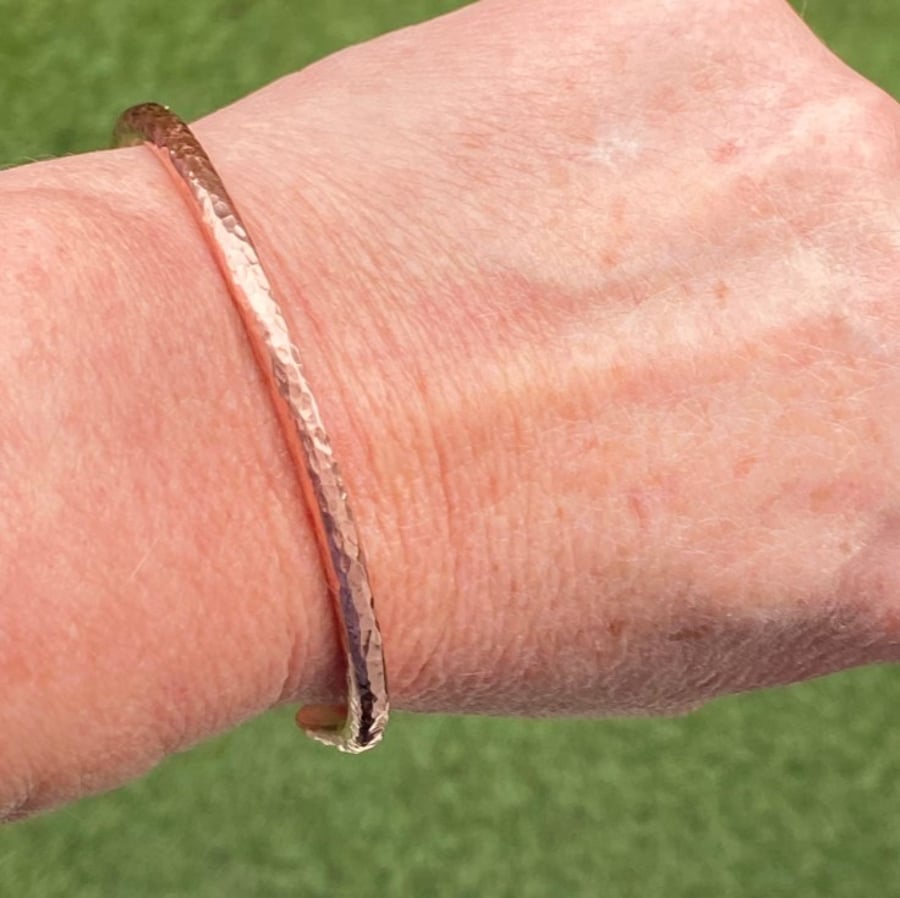 Copper bracelet bangle cuff arthritis circulation health wellbeing unisex gift 