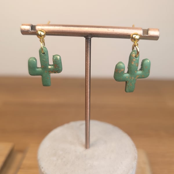 Cactus dangle