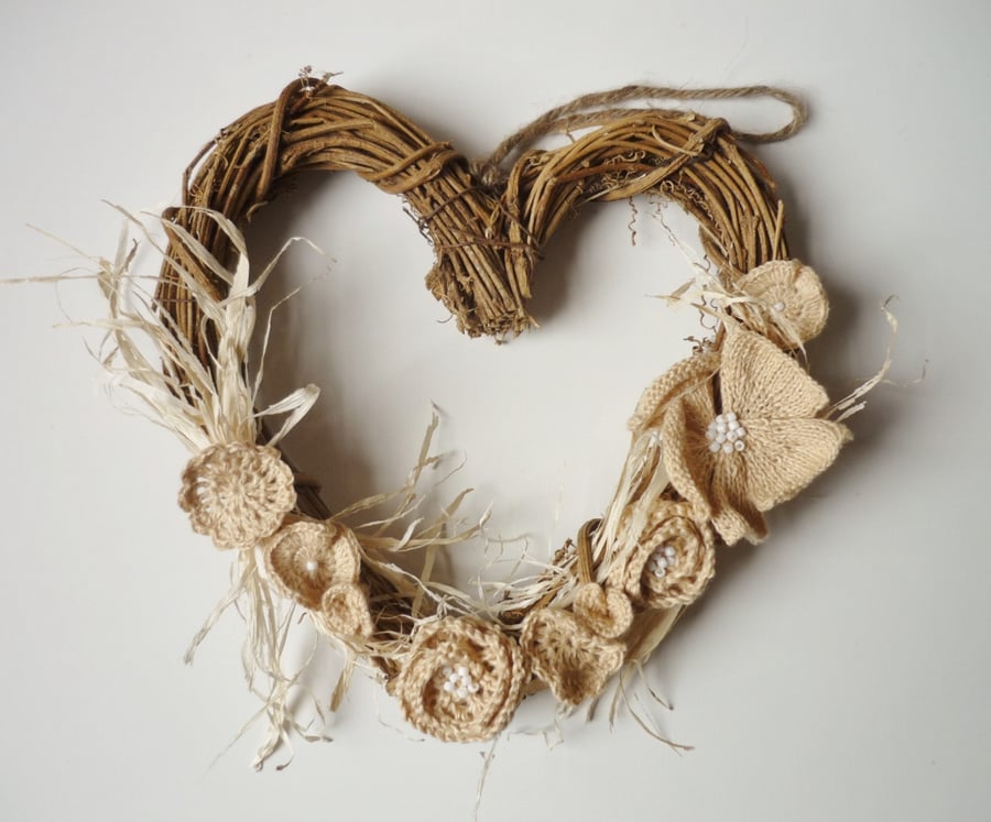 Rattan Heart Wreath - Linen Wedding Anniversary Gift - Country Style Decor