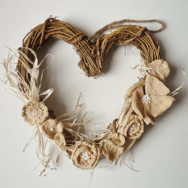 Rattan Heart Wreath - Linen Wedding Anniversary Gift - Country Style Decor