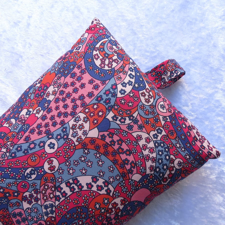 Mouse wrist rest.  Wrist support.  Made from Liberty Tana Lawn.