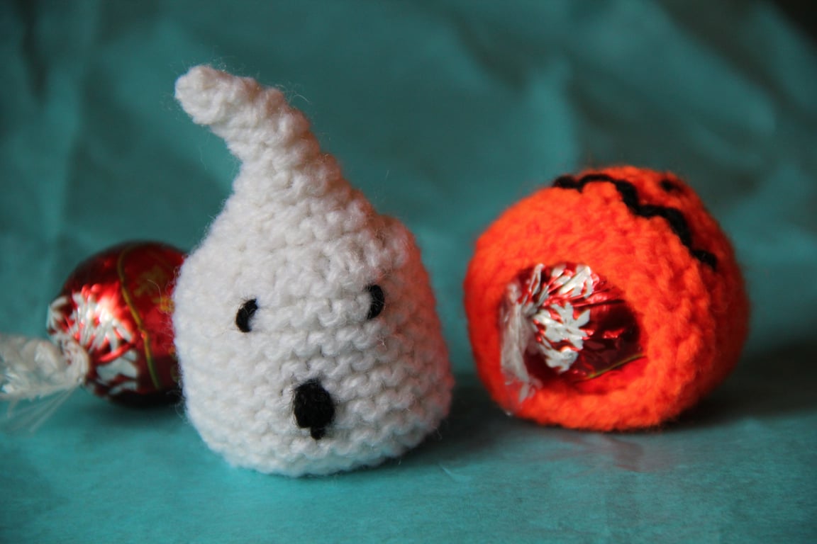 Hand Knitted Ghost Sweetie Holder