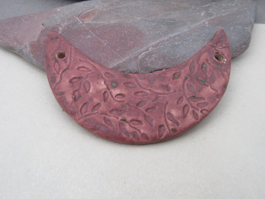 Speckled Damson Purple Leaf Pattern Ceramic Crescent Bib Pendant