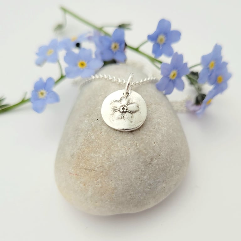 Tiny Forget Me Not Flower pendant necklace