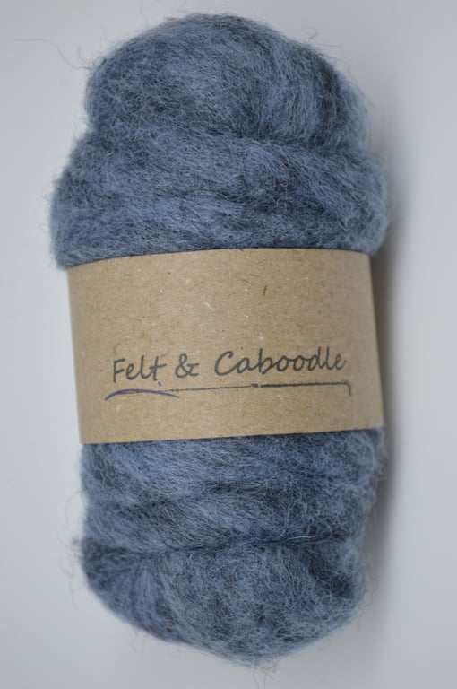 Carded Corriedale wool colour mix, pastel blue