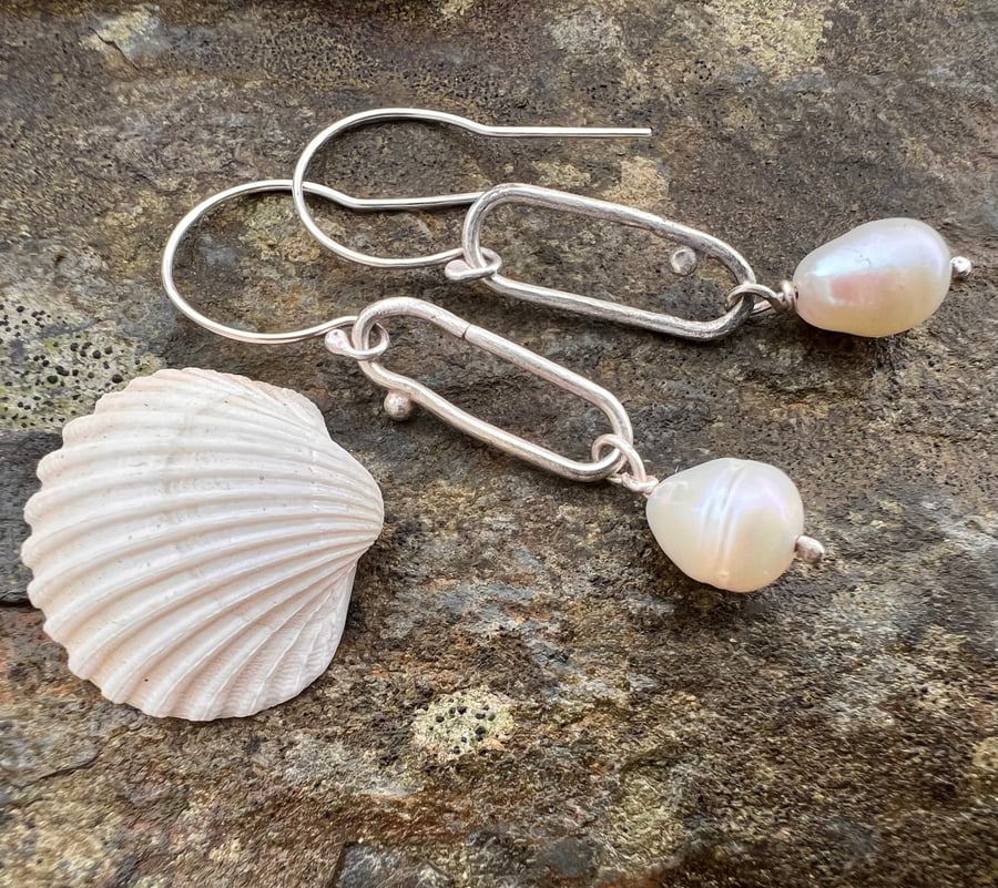  Freshwater Pearl and Silver Dangle Earrings