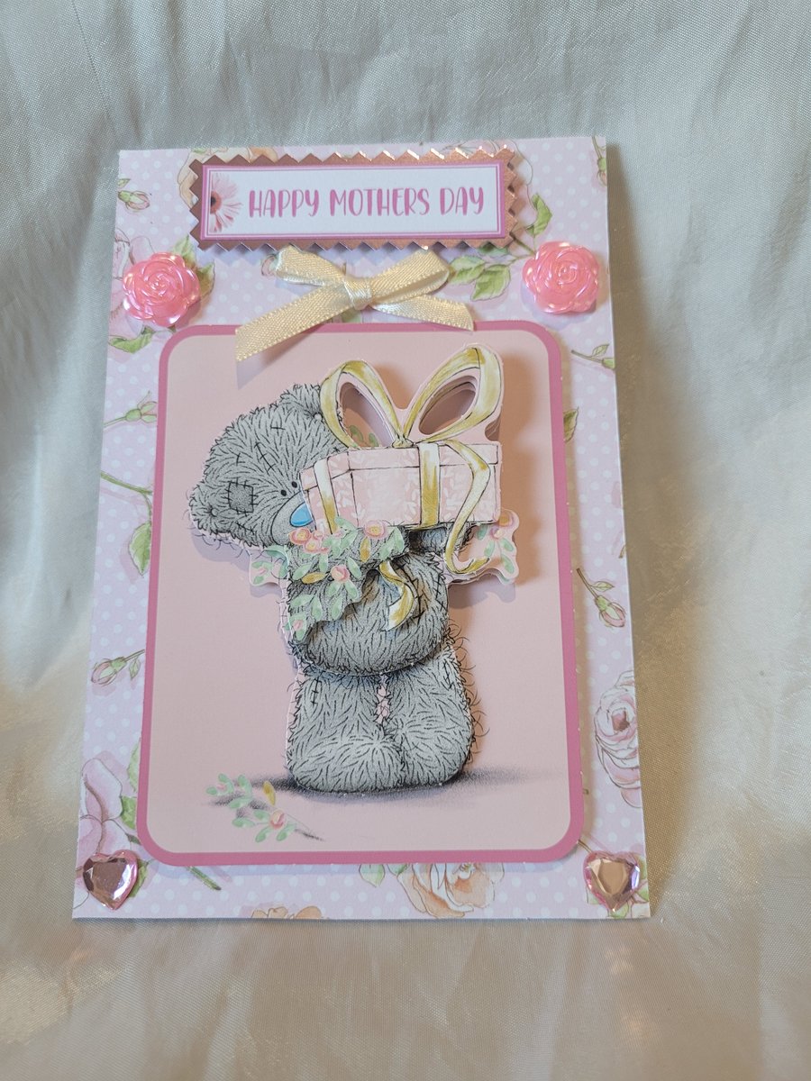 Mothers Day Greeting Card - Bear Present 