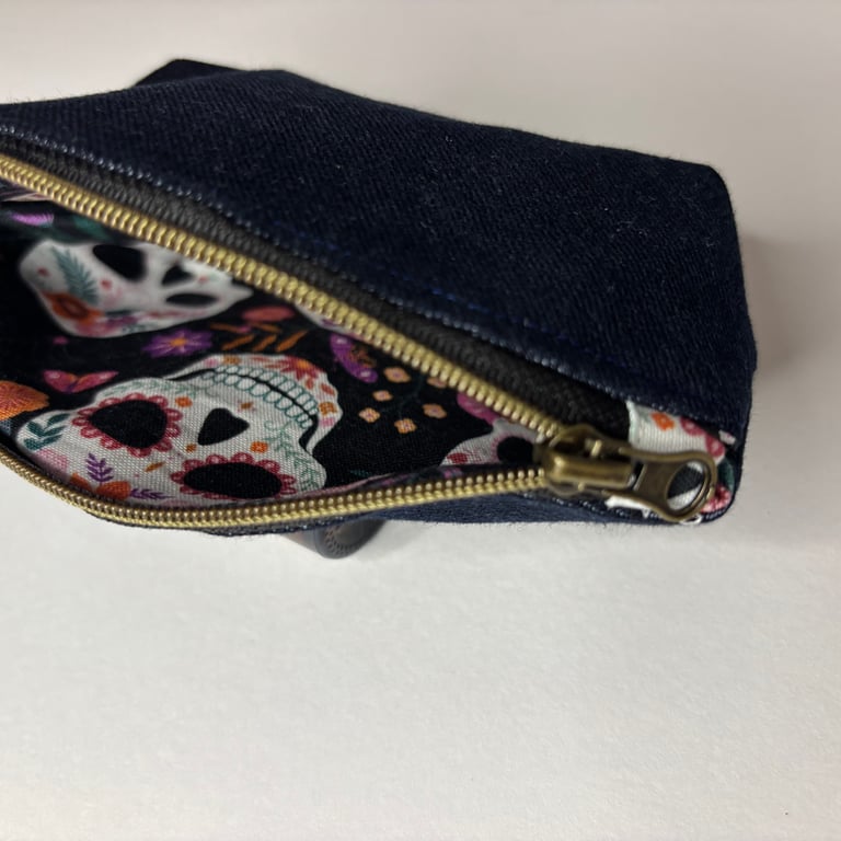 Curvy coin purse, small