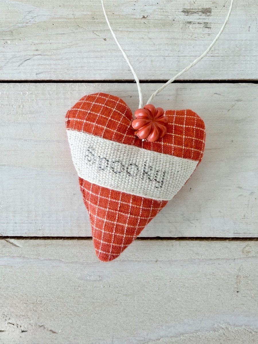 SPOOKY HALLOWEEN HEART DECORATION - orange checks, pumpkin charm