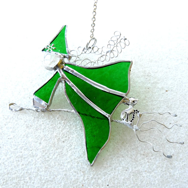 Green Witch on Broomstick Suncatcher Stained Glass 097