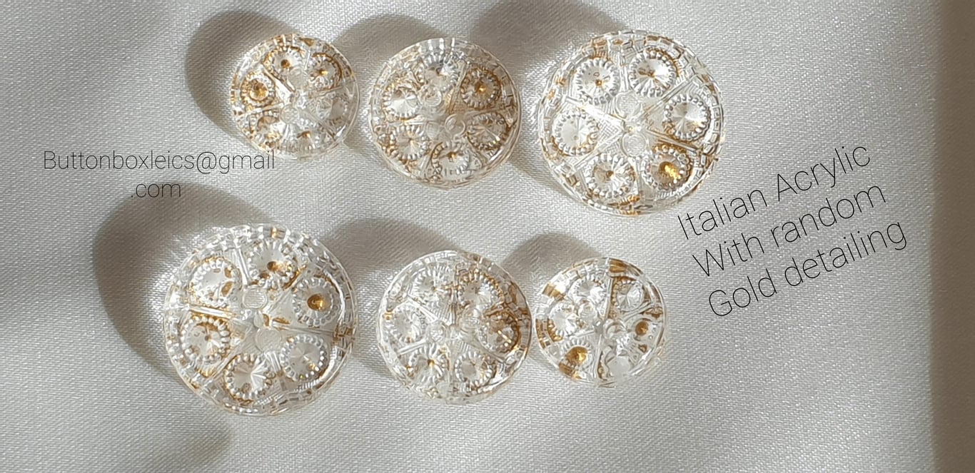 12.5mm 15mm 19mm Italian Glass looking(Acrylic) buttons with random gold design