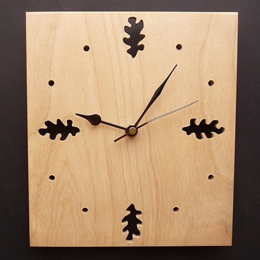 Oak leaf clock