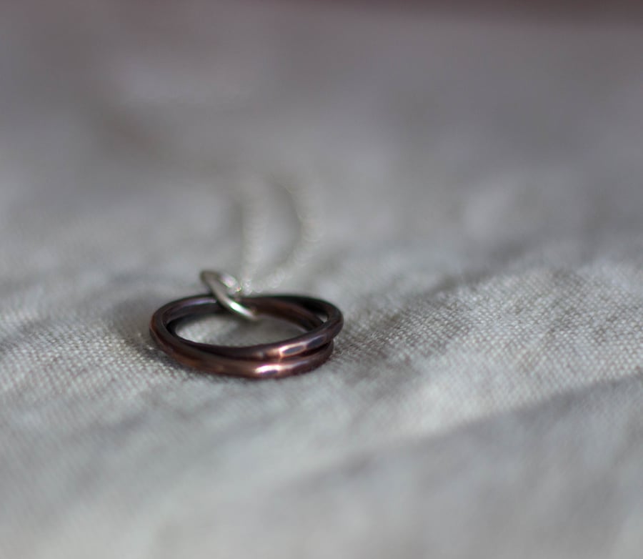 Copper handmade interlinking rings pendant, oxidised copper hoops necklace
