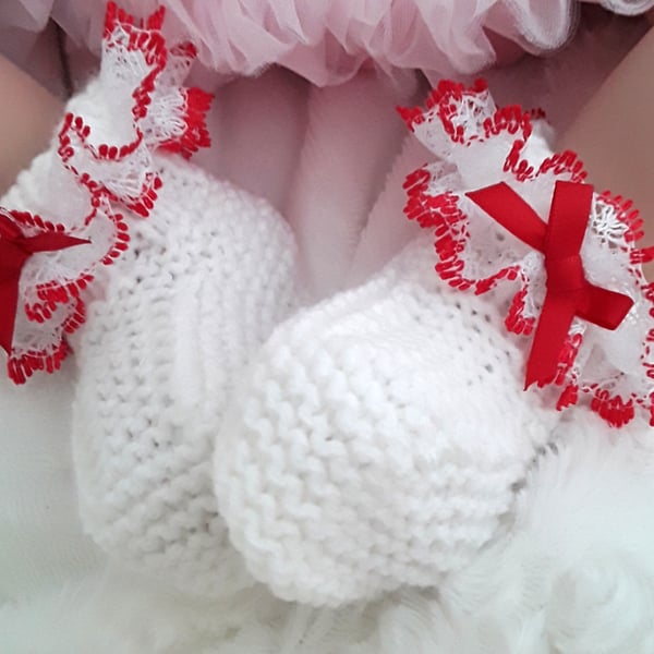 White frilly lace baby booties, premature, newborn, 0-3 months, Christmas baby