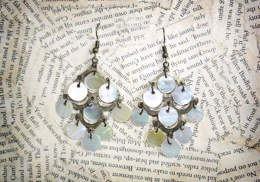 Seashell Shell Chandelier Style Hook Dangle Earrings