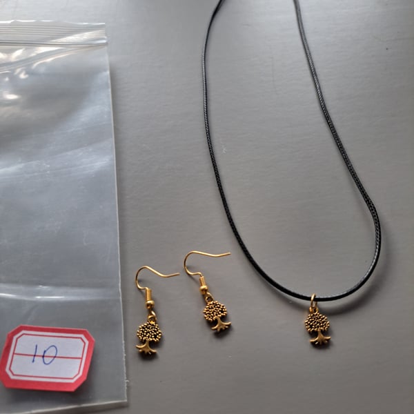 Minimalist Handmade Jewelry Set – Unique Necklace with Earrings