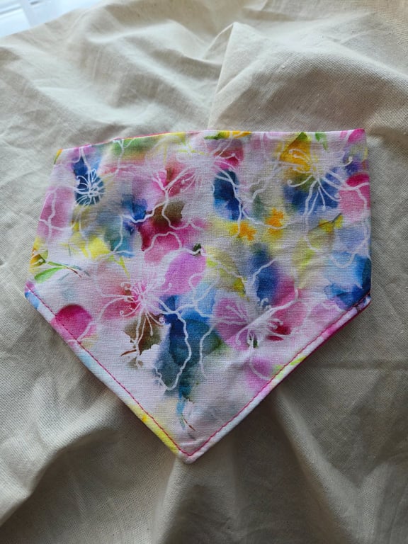Elasticated slip-on Dog Bandana - Size M