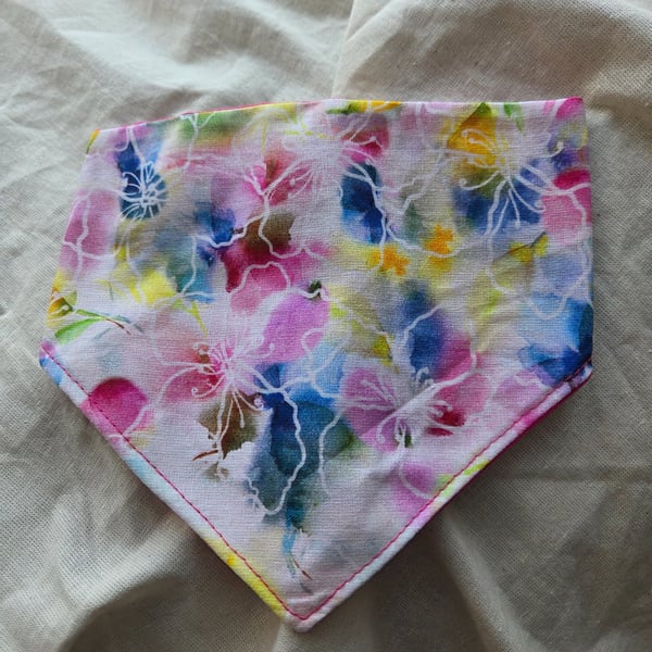 Elasticated slip-on Dog Bandana - Size M