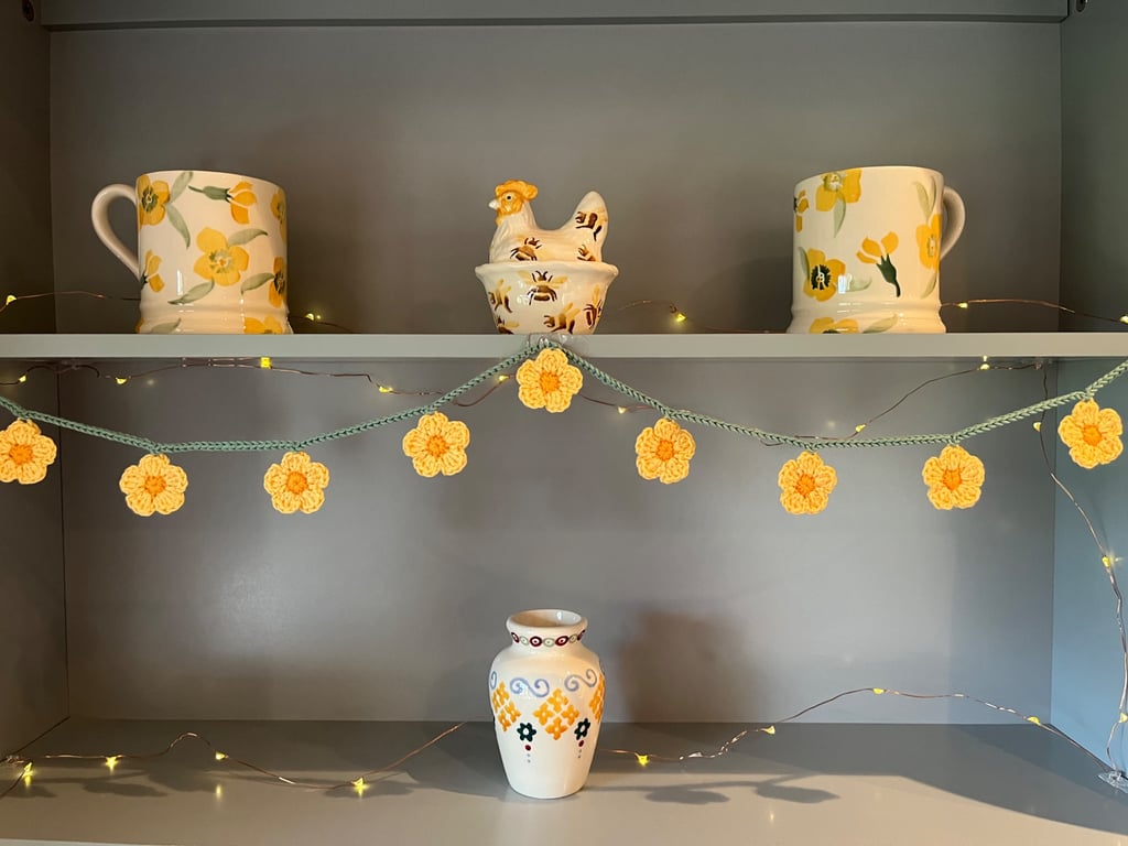 Yellow Small Flower Garland Bunting 