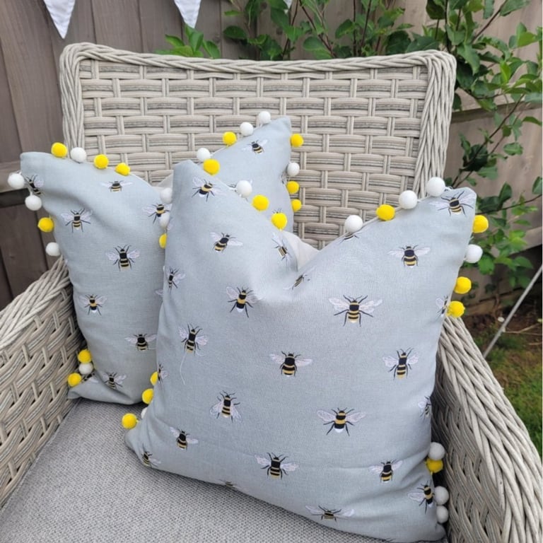 Sophie Allport Bumble Bee Cushion Cover