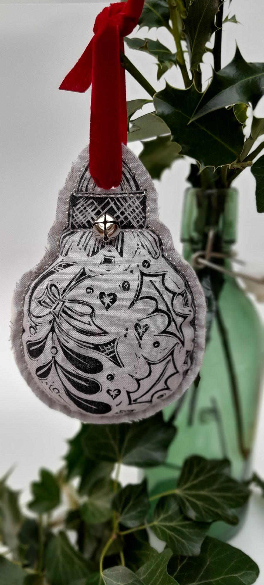 SALE! Lino Printed Bauble, Linen