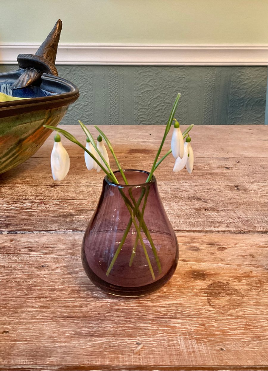Purple Victorian Snowdrop Vase