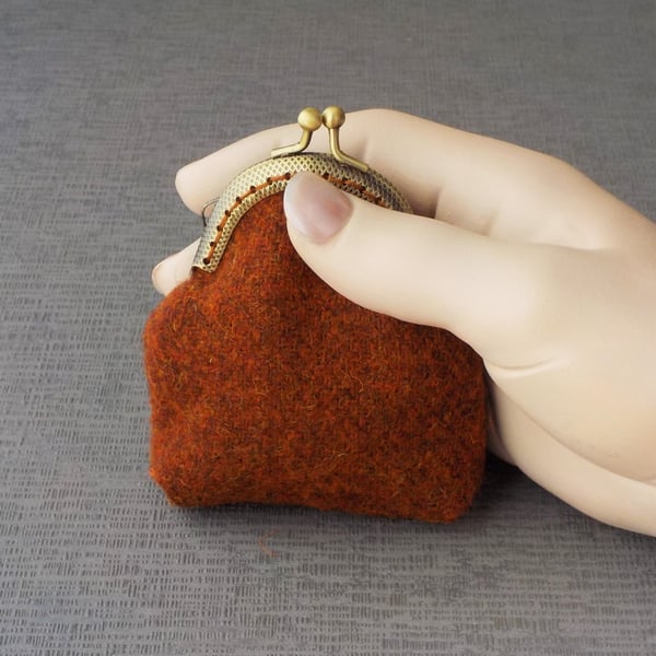 Harris tweed burnt orange coin purse little gift kiss clasp purse 