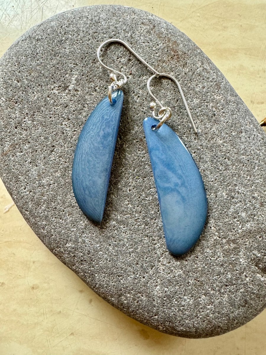 Light purple Tagua nut dangle earrings 