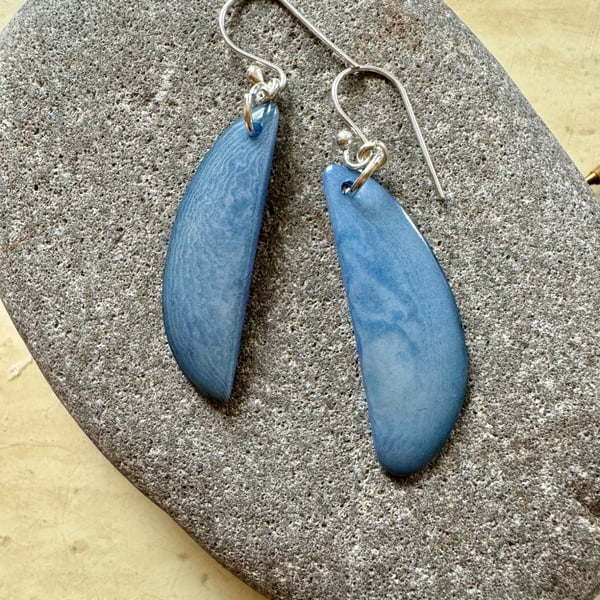 Light purple Tagua nut dangle earrings 