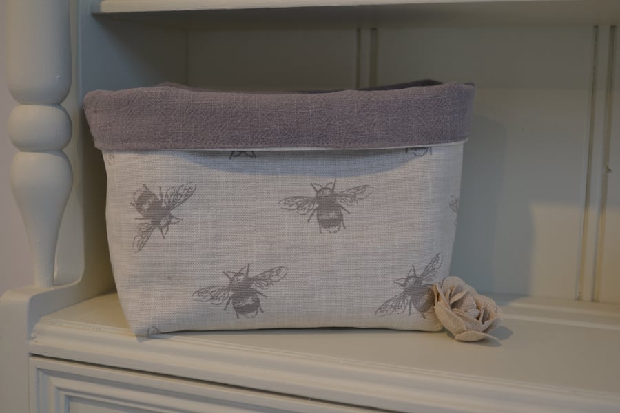 Fabric Basket in neutral tones busy bees with linen lining