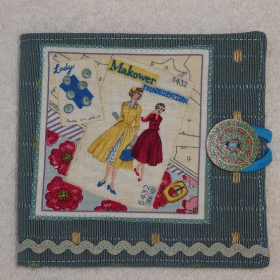 Sewing Needle Case with Sewing Pattern Applique Panel. Blue. Blue lining.