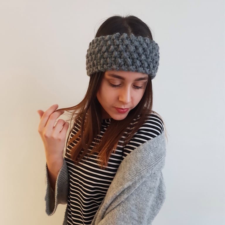 Women's Chunky Knit Soft Acrylic Grey Handmade Stretch Ear Warmer