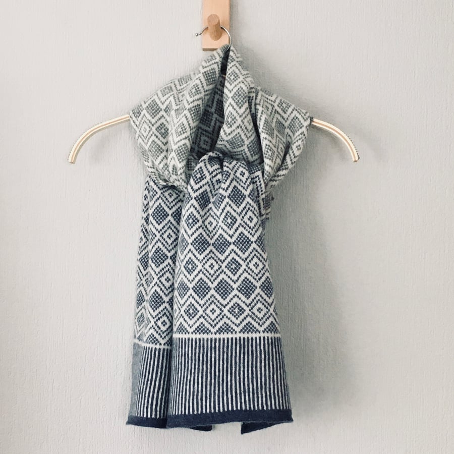 Soft merino lambswool Scandi scarf in natural white and denim blue