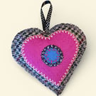 Hand stitched Lavender heart (FH6)