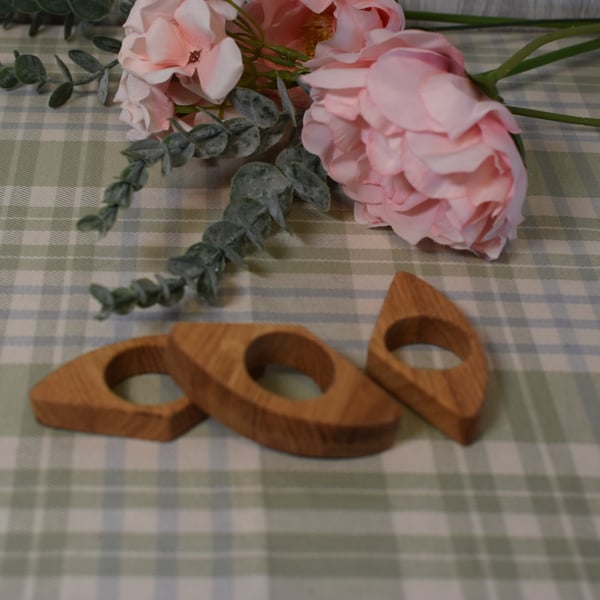 Book Thumb Rest - Oak 