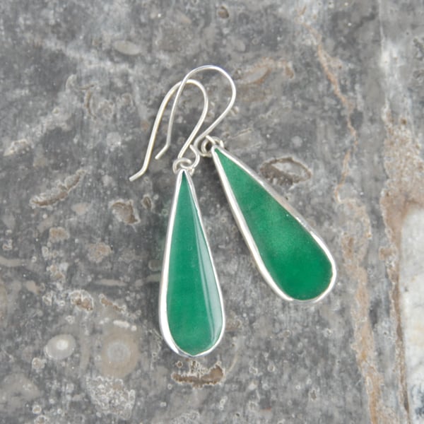 Bowlerite drop earrings - apple green