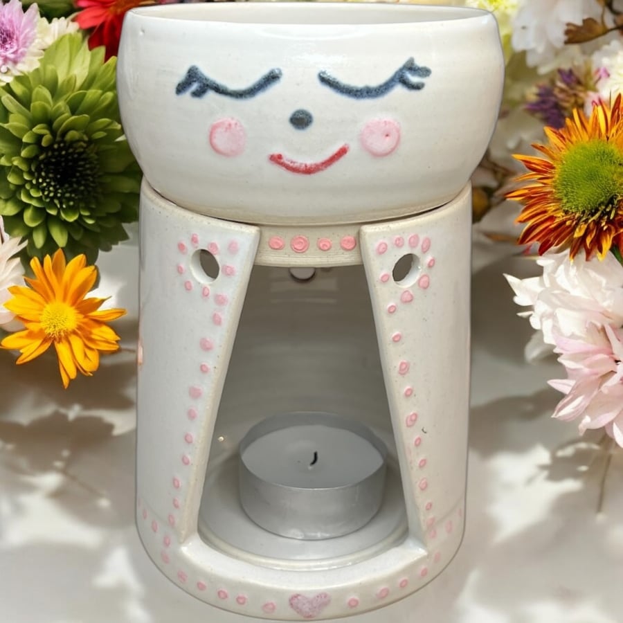 Perfectly imperfect - Hand-Thrown Ceramic Cute Oil and Wax Melt Burner 