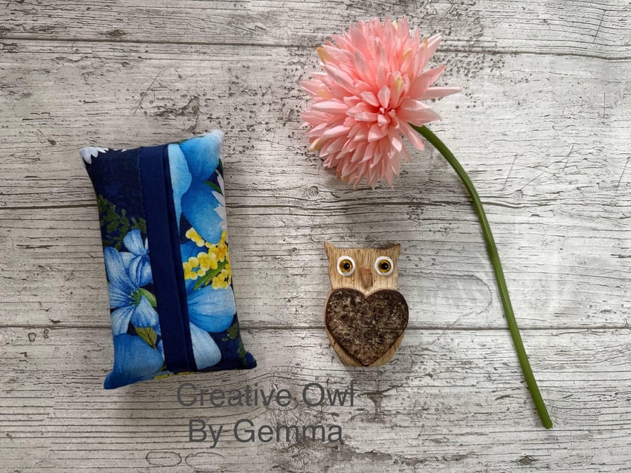 Fabric Pocket Tissue Holder - Travel Tissue Case - Reusable Tissue Pouch for Bag