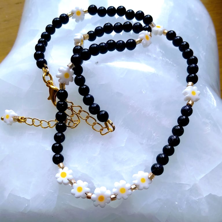 Midnight Blue Daisy Chain Goldstone 14 - 16 Inch Glass Beaded Necklace