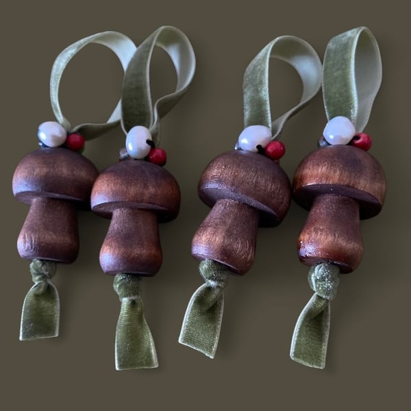 Little Traditional Style Christmas Mushroom Ornaments set of 4 
