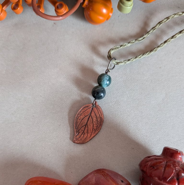 Copper leaf pendant with Indian agate beads and macrame necklace