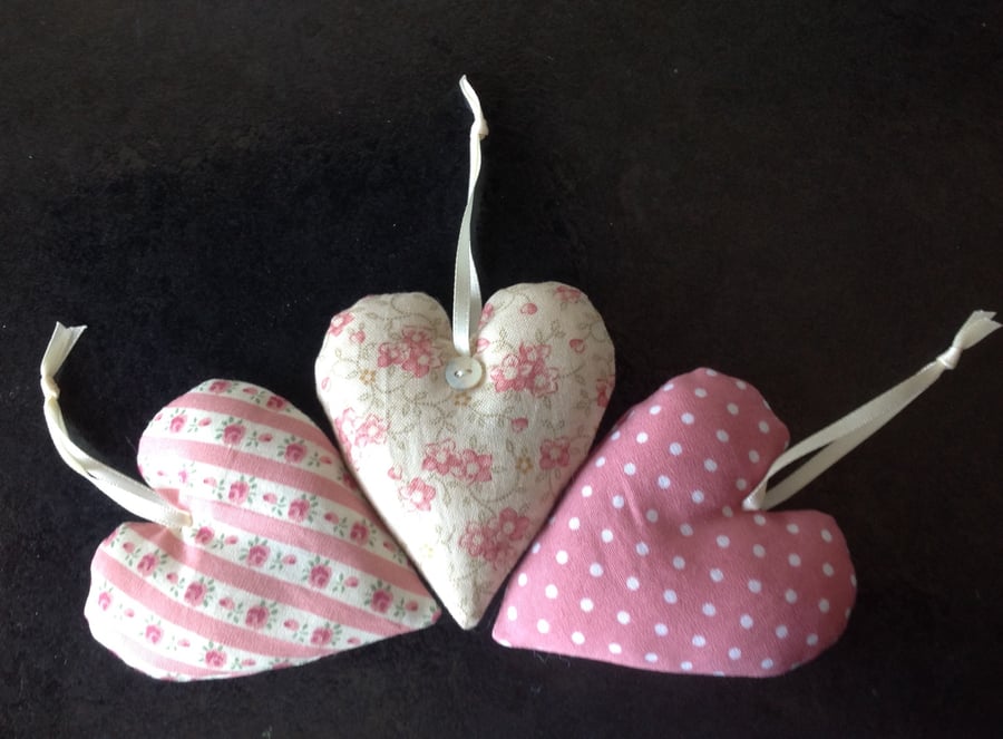 Dusky Pink Lavender Hearts 