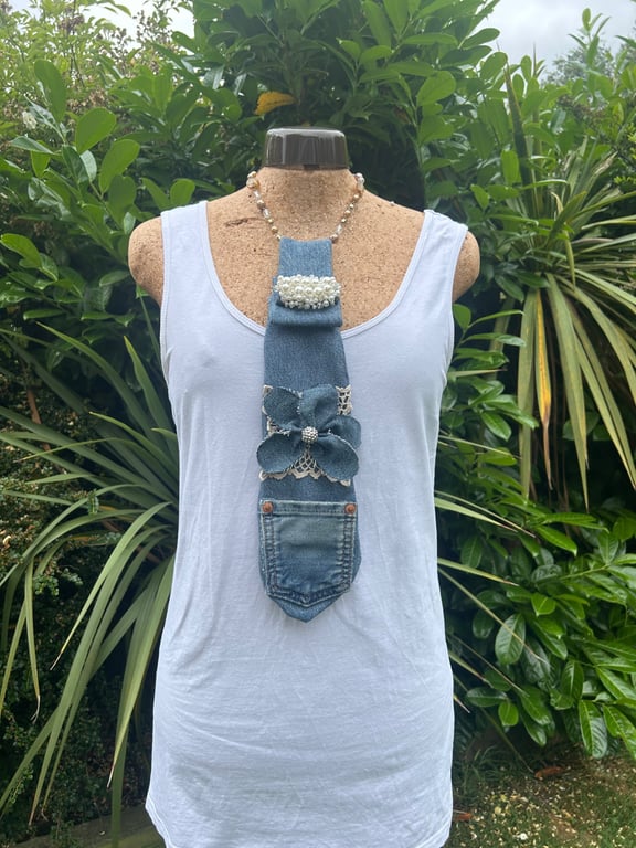 Denim embellished tie - Upcycled - Fashion accessory 