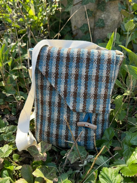 Handwoven blue, cream and brown wool tweed bag.